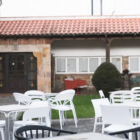 Posada La Estela De Barros Corrales De Buelna Exterior photo