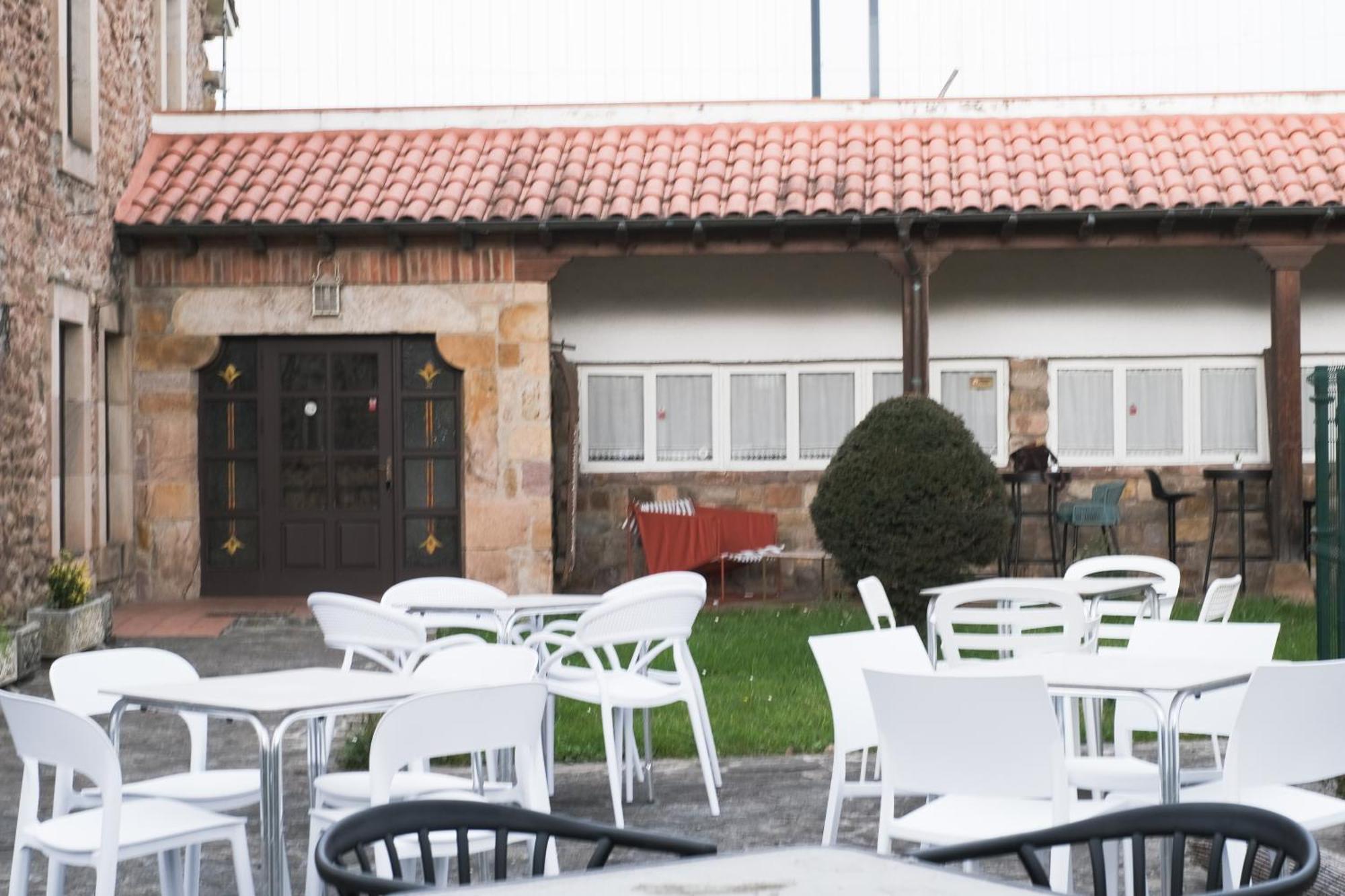 Gasthof La Estela De Barros Corrales De Buelna