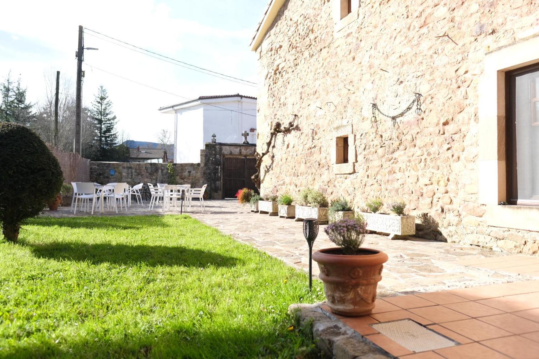 Gasthof La Estela De Barros Corrales De Buelna